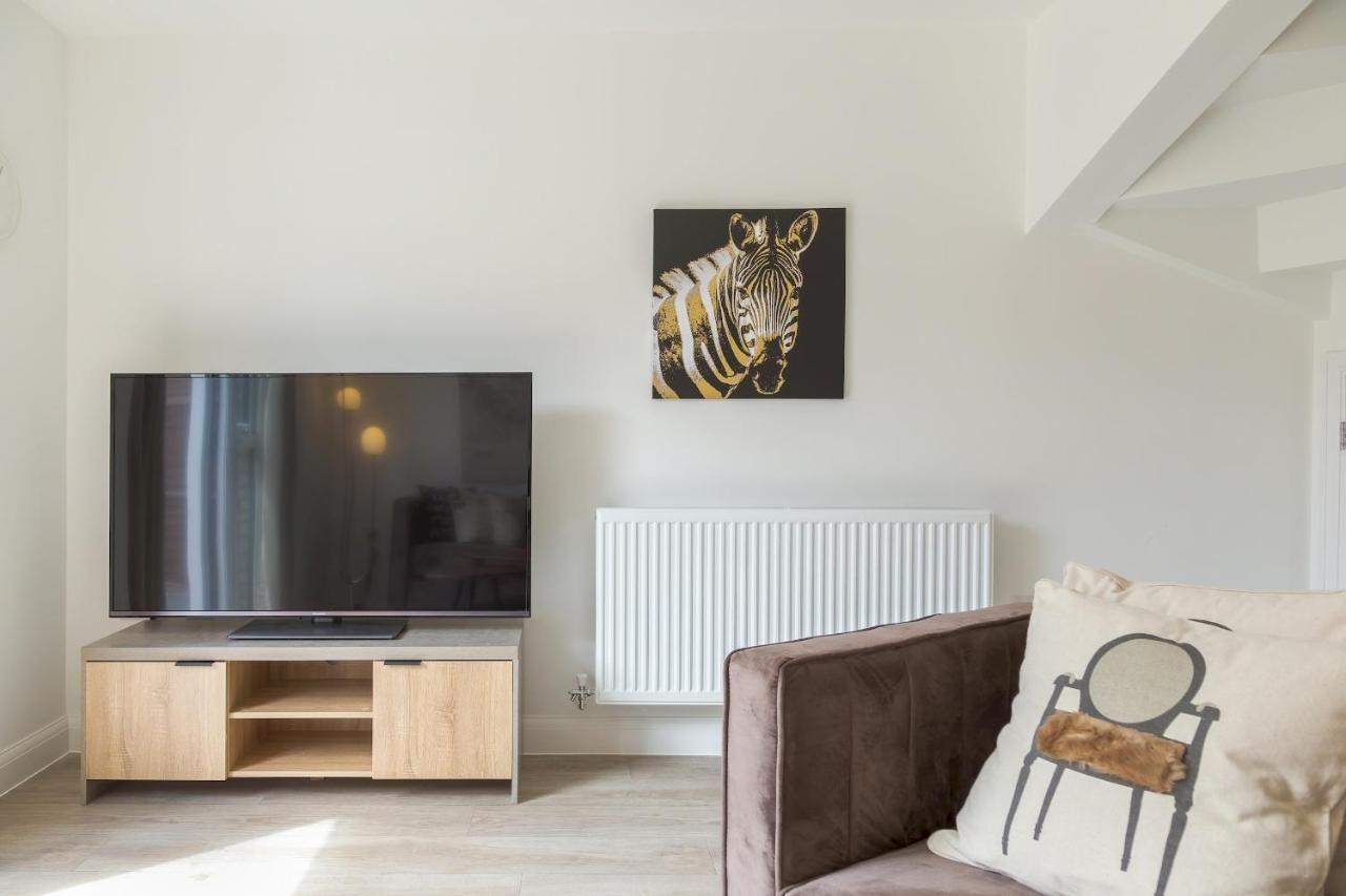 Pass The Keys Cheerful 4 Bed Central Townhouse Garden & Parking Villa Birmingham Buitenkant foto